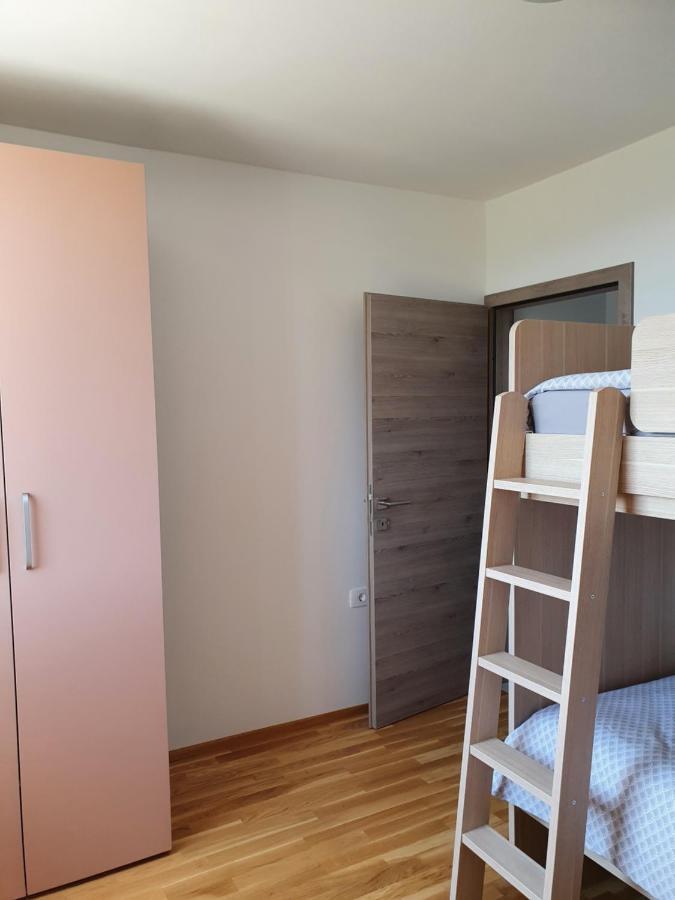 Apartma Zdenko Ізола Екстер'єр фото